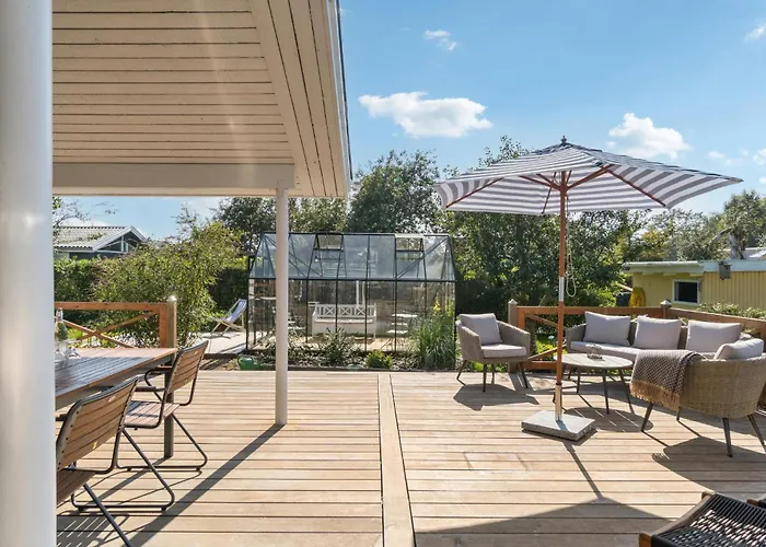 3 Bedroom Stunning In Ferienhaus *