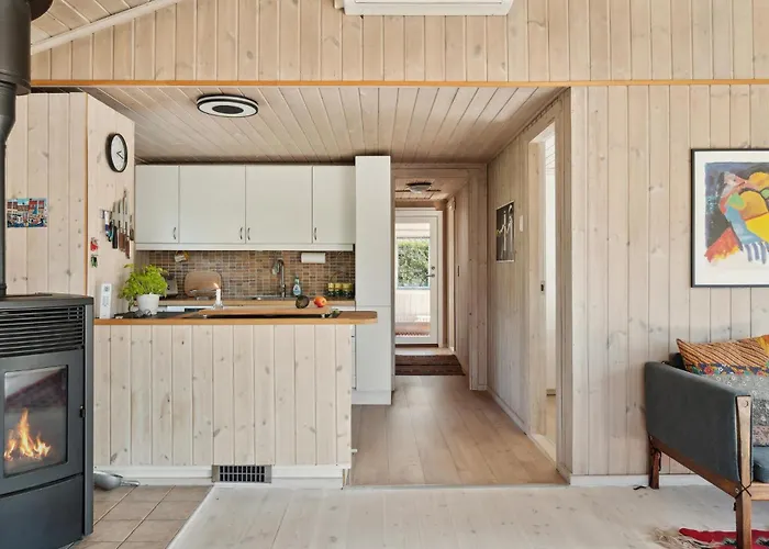 Ferienhaus 3 Bedroom Stunning In